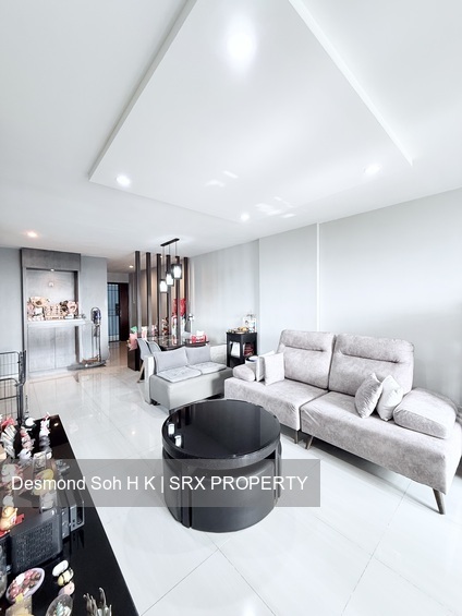 Blk 272B Jurong West Street 24 (Jurong West), HDB 5 Rooms #568814201